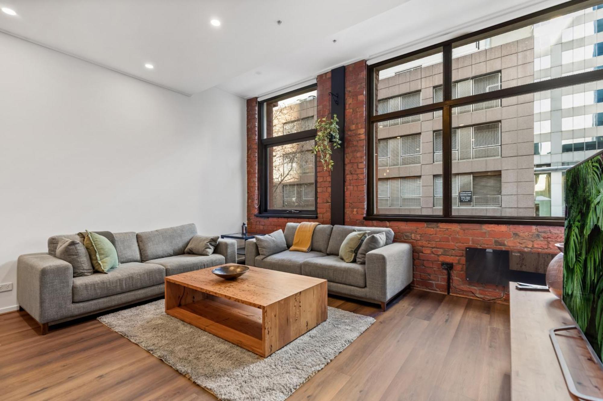 1-Bed Warehouse Conversion In Melbourne Cbd Apartman Kültér fotó